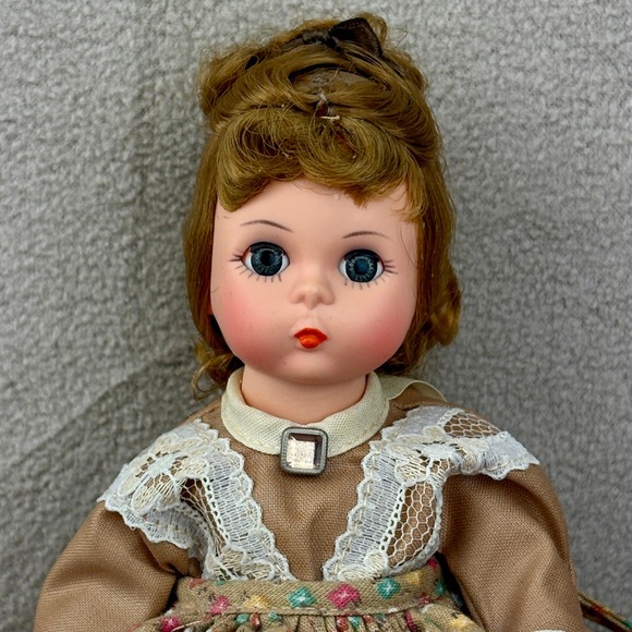 VTG Madame Alexander Little Women Meg March 8" Doll #408 Miniature Showcase - Picture 2 of 8
